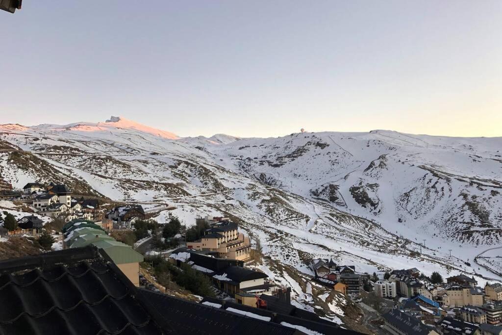 Beautifully Renovated 4 Bedroom Apt + Kid'S Room Sierra Nevada Exteriér fotografie