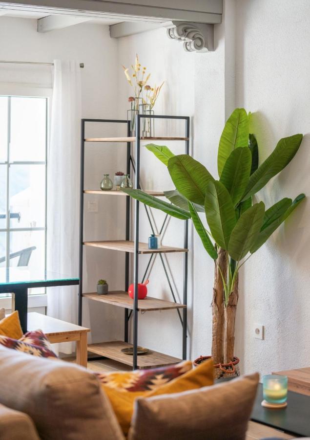 Beautifully Renovated 4 Bedroom Apt + Kid'S Room Sierra Nevada Exteriér fotografie